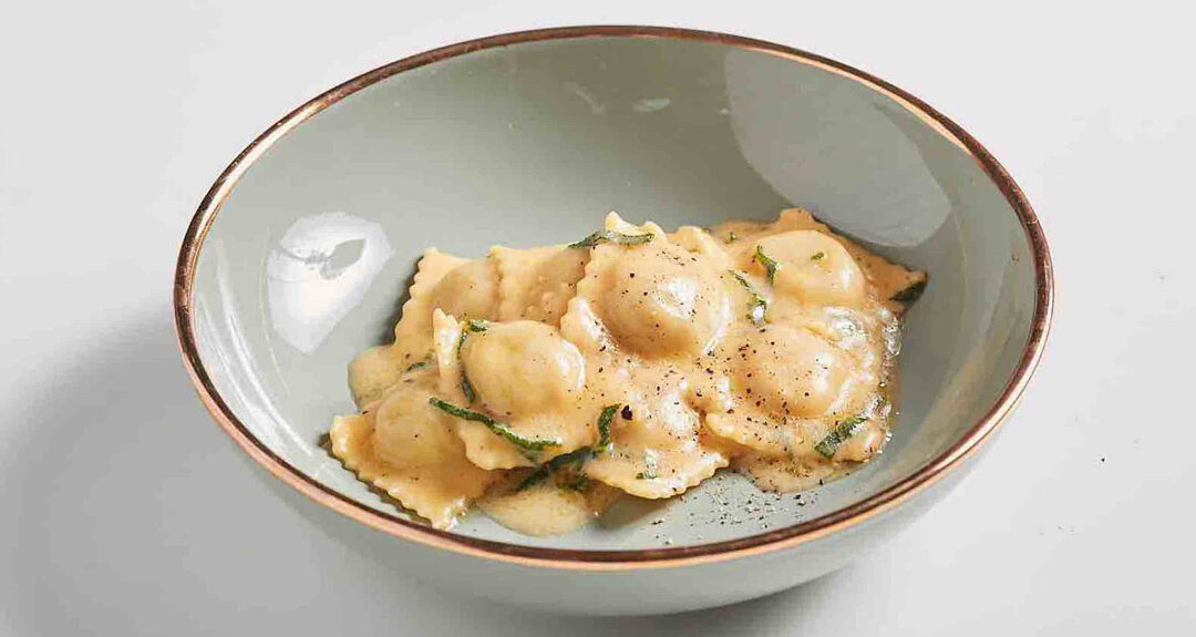 Ravioli stuffed with cappello del prete, sauté with butter and sage