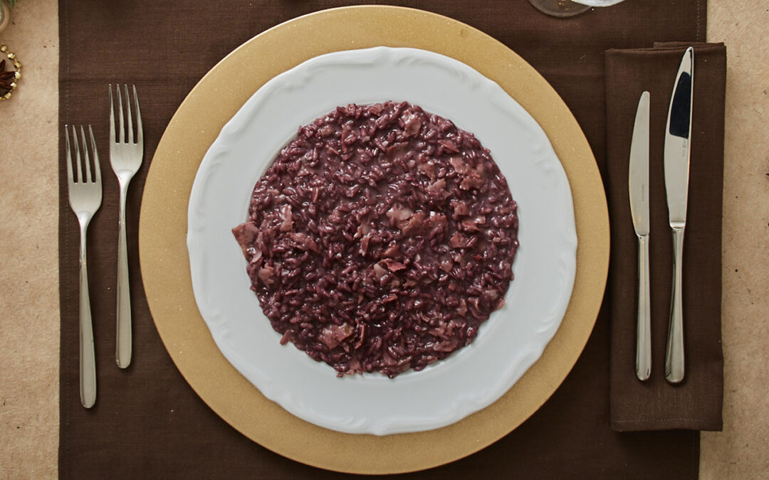 Risotto au saucisson cuit et vin rouge
