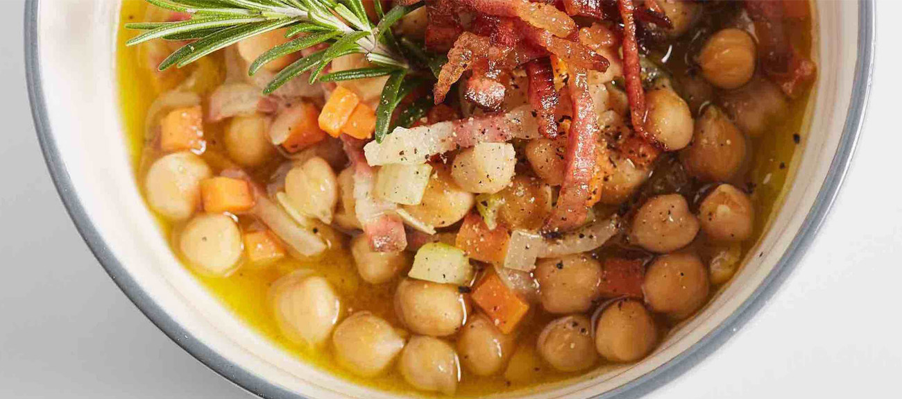 Zuppa di ceci con guanciale stufato