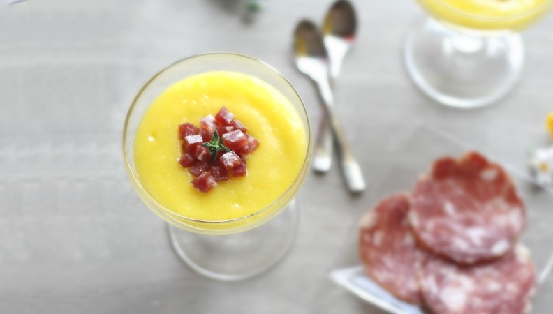 Crème de pommes de terre et cubes de Saucisson Campagnolo