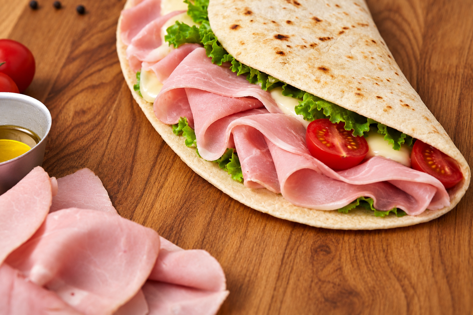 MIX AFFETTATI PROSCIUTTO CRUDO E PROSCIUTTO COTTO - immagine 2