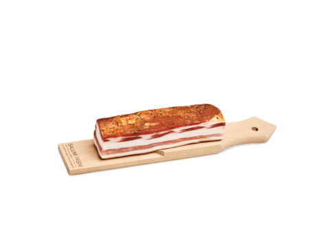 SMOKED BACON SLICE WITH CUTTING BOARD