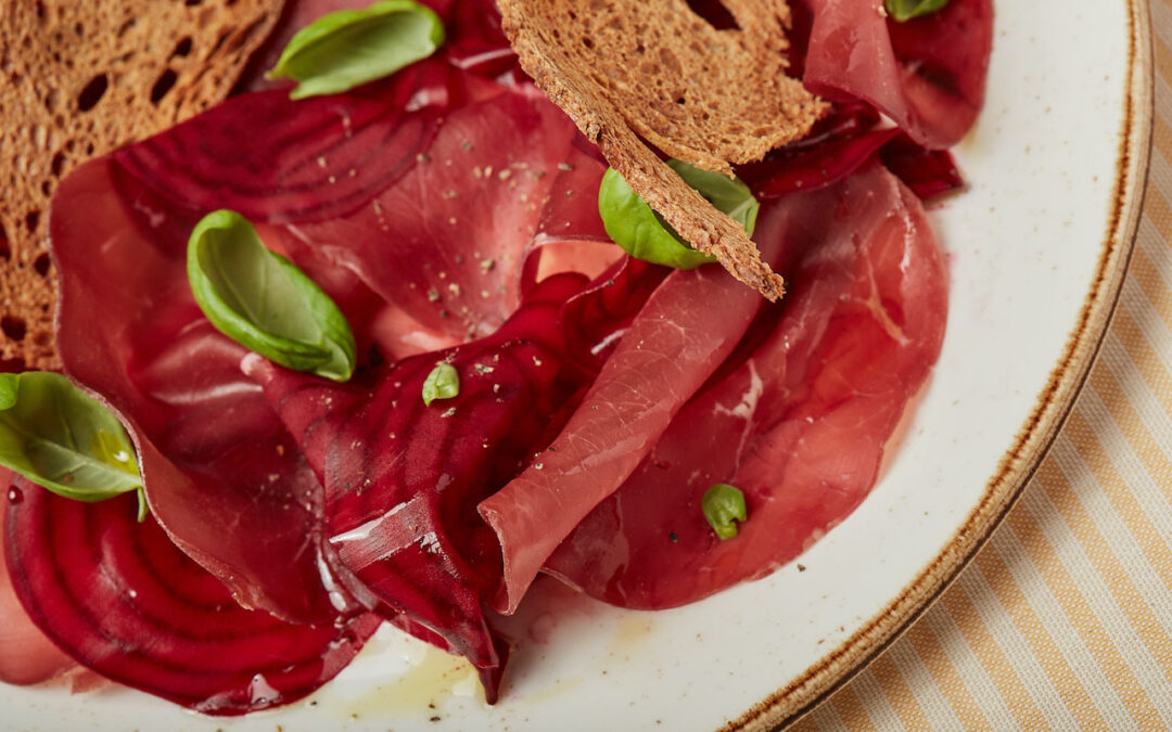 How to season bresaola: the healthiest and tastiest combinations