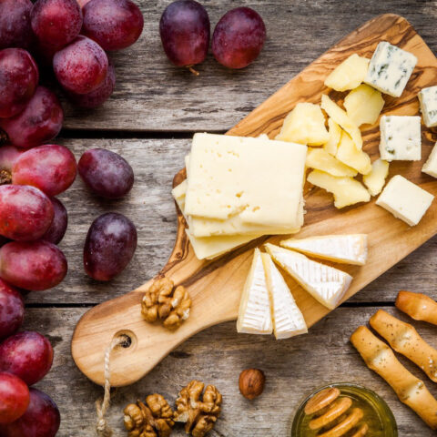 Comment présenter les fromages à table?