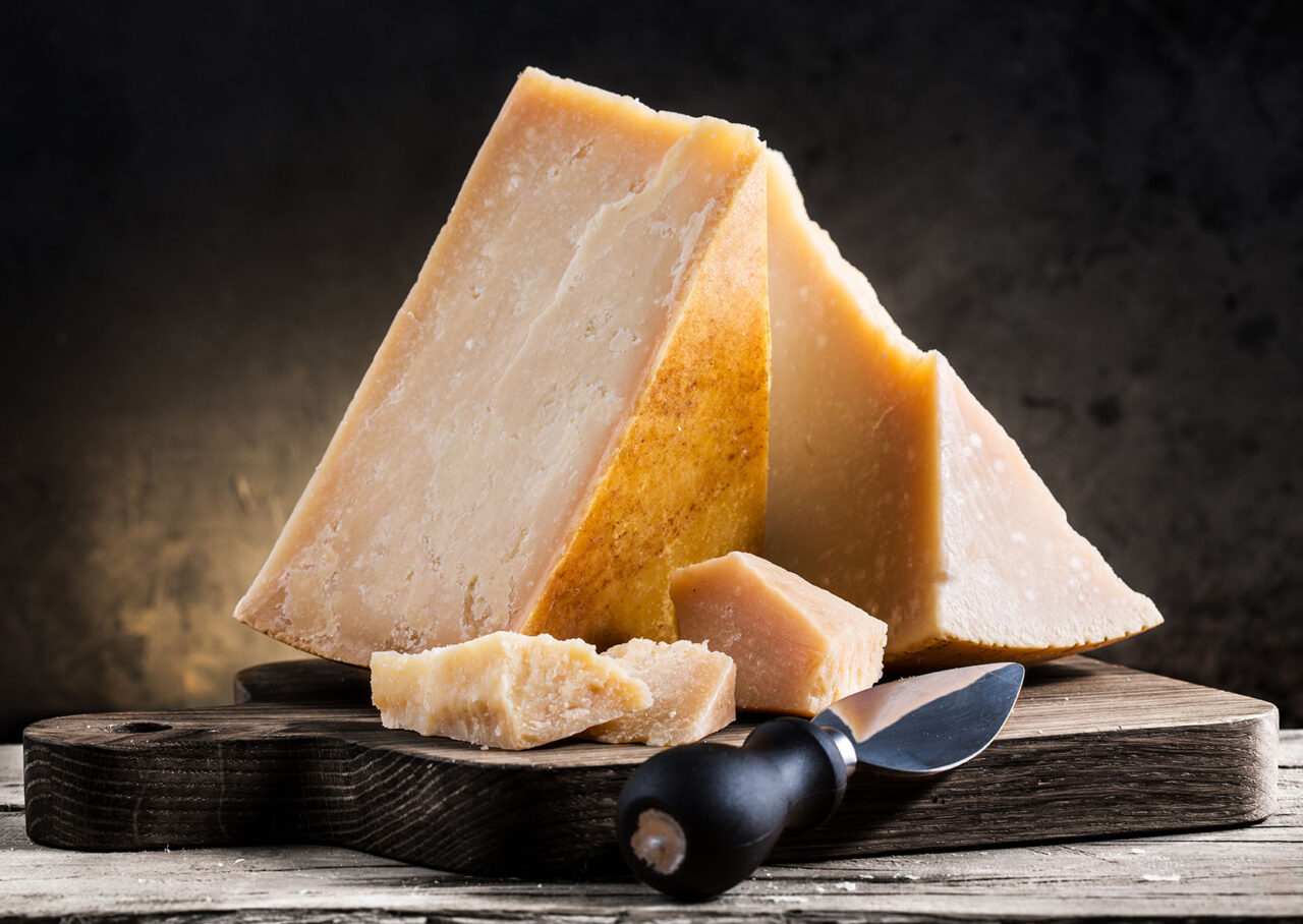 Grana Padano Come si fa e Dove Viene Prodotto Grana Padano Come si fa e Dove Viene Prodotto