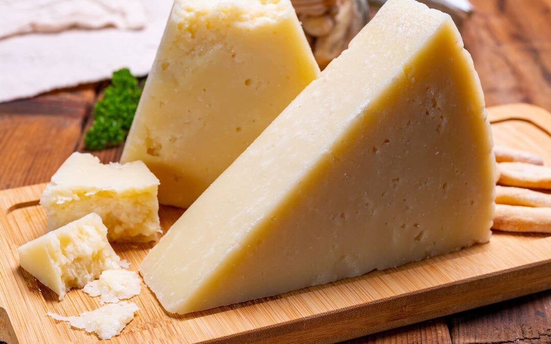 Quali Piatti e Accoppiamenti di Vino si Abbinano Meglio al Pecorino?