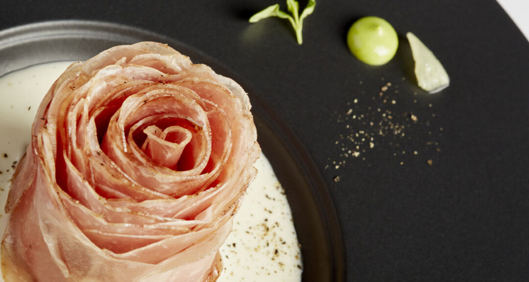 Rose of bresaola, grana and pepper