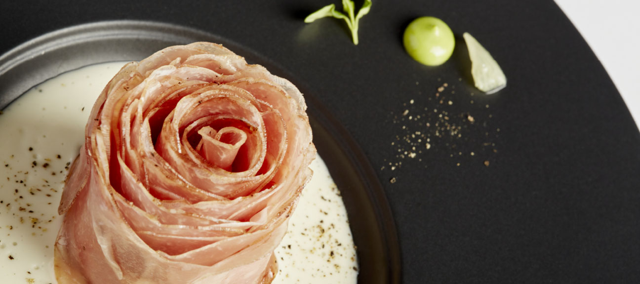 Bresaola "Rosa", grana padano riserva e pepe