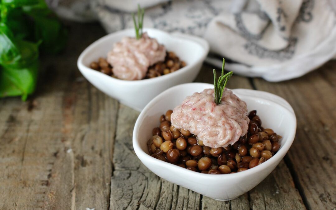 Mousse de cotechino avec lentilles