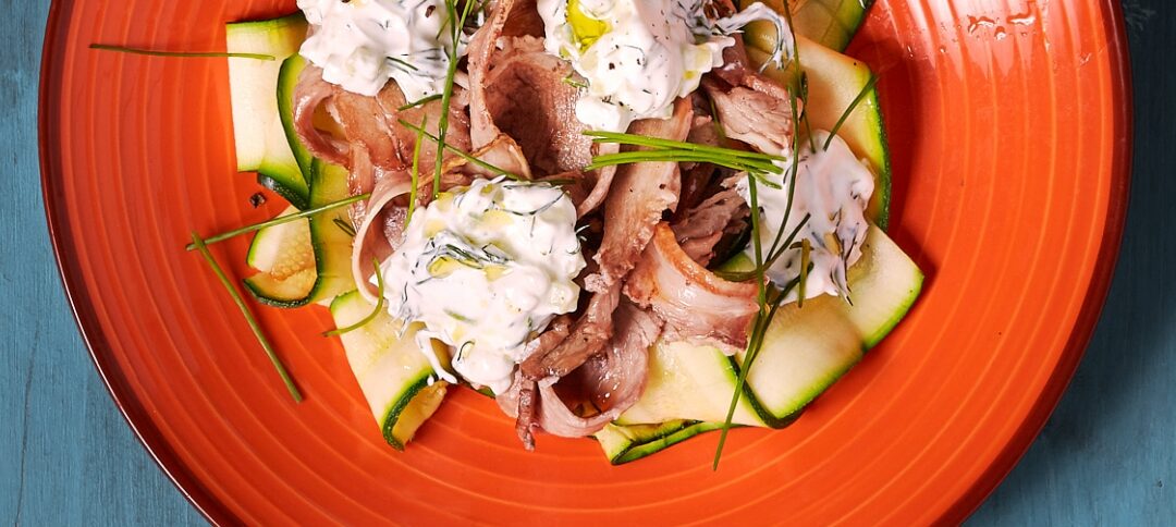 Veau poêlé avec courgettes et tzatziki